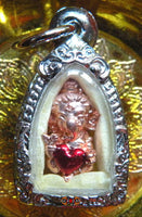 Belle petite amulette d'amour de bébé Ganesh Phra Pikanet Noi - Vénérable Kruba Chaiya Pathapi. La Magie du Bouddha.