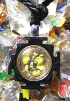 Pendentif Tibétain de fortune de Dzambhalla (avec Rilbu) - Sa Sainteté le Dalai-Lama. La Magie du Bouddha.