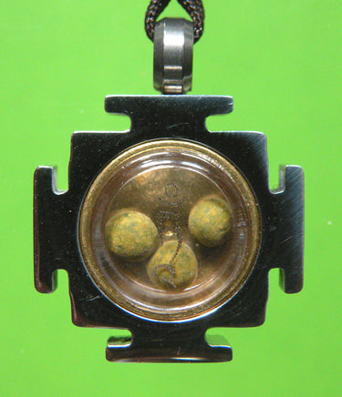 Pendentif protecteur de Tara verte (avec Rilbu) - Sa Sainteté le Dalai-Lama. La Magie du Bouddha.