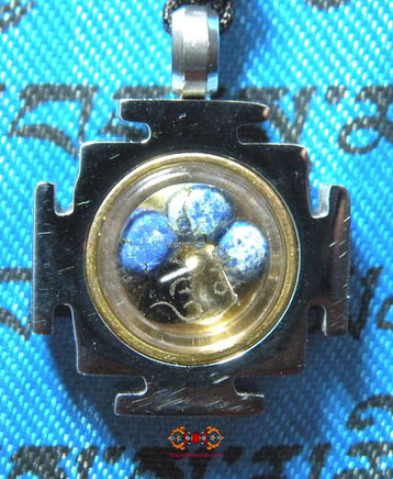 Pendentif Tibétain protecteur du Bouddha de médecine (avec Rilbu) - Sa Sainteté le Dalai-Lama. La Magie du Bouddha.
