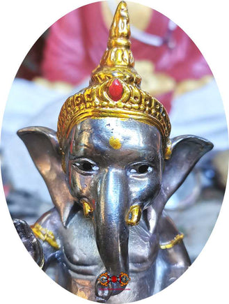 Statue alchimique de bébé Ganesh (Phra Pikanet Noi) - Temple du Très Vénérable LP Dooh. La Magie du Bouddha.