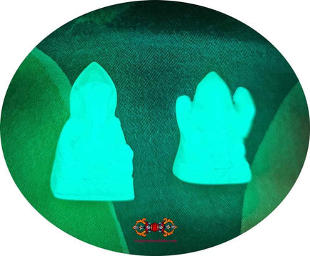 Amulettes Thai Phra Pikanet en pierre fluorescente Ye Ming Zhu. magiedubouddha