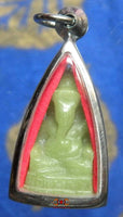 Amulettes Thai Phra Pikanet en pierre fluorescente Ye Ming Zhu. magiedubouddha