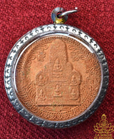 Grande amulette du temple de Mahaboddhi. magiedubouddha