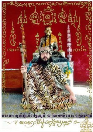 Amulette Phra Phong Somdej Phra Naresuan – Vénérable Phra Ruesi Pu Kaew Pathom Muni La Magie du Bouddha.