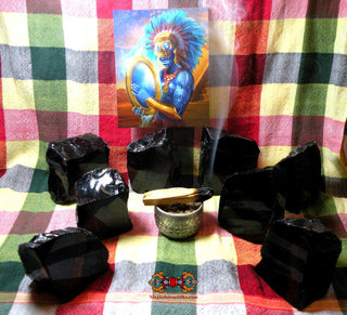 Miroir divinatoire de Tezcatlipoca en obsidienne polie. La Magie du Bouddha.