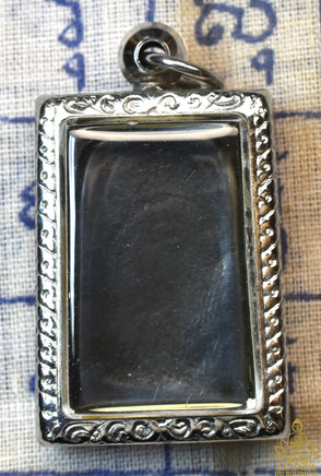 Amulette ancienne Phra Somdej en alliage alchimique mekkapat sombre – Thaïlande, vers 1985 La Magie du Bouddha.