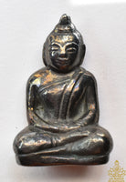 Amulette du Bouddha en alliage alchimique mekkapat – Lignée du Wat Huay Jorakey La Magie du Bouddha.