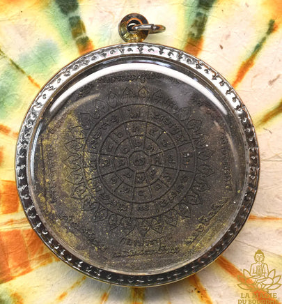 Grande amulette noire du Bouddha Luang Phor Sothorn (Roon Thong Prathan) - Wat Luang Phor Sothorn La Magie du Bouddha.