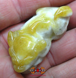 Paire d'amulettes Chinoises Pixiu en agate jaune.