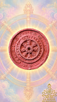 Grosse amulette rouge Phra Buddha Chinnarat et Dharmachakra - Wat Phra Si Rattana Mahathat