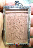 Belle grande amulette couple d'Apsara - Vénérable Phra Acharn Nia.