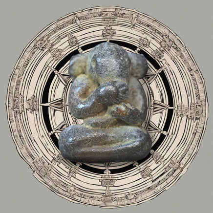 🪷 Phra Pikanet Pidta – Amulette ancienne du Cambodge La Magie du Bouddha.