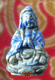 Amulette de la protectrice Guan Yin en Lapis Lazulli.