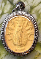 Amulette Dtaur (guêpe géante) – Vénérable Luang Phor Jeud La Magie du Bouddha.