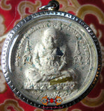 Grande amulette de LP Thuat - Wat Phra Mahatat.