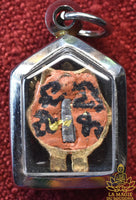 Amulettes hiboux sacrés Nok Hou - Vénérable Phra Ajarn Song La Magie du Bouddha.