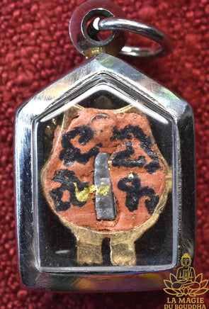Amulettes hiboux sacrés Nok Hou - Vénérable Phra Ajarn Song La Magie du Bouddha.