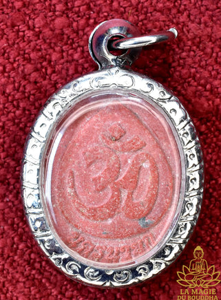 Amulette Phra Phikanet Ganesha en poudre sacrée rouge - Utthayan Phra Phikanet La Magie du Bouddha.