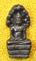 Amulette Phra Naphok en métal alchimique – Luang Phor Dam, Wat Ban Bua (Buriram) La Magie du Bouddha.