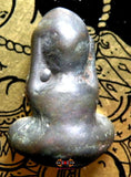 Petites amulettes Thai alchimiques du Bouddha protecteur Phra Pidta.