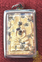 Amulette Phra Somdej ancienne aux cristaux sacrés Phratat rouges (avec yant au revers) La Magie du Bouddha.