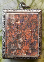 Amulette Phra Phong Somdej Phra Naresuan – Vénérable Phra Ruesi Pu Kaew Pathom Muni La Magie du Bouddha.