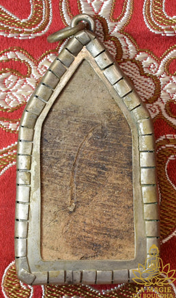 Rare amulette ancienne Phra Khunpaen du Wat Ban Krang Suphanburi dans reliquaire ancien en laiton repoussé La Magie du Bouddha.