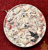 Amulette de Fortune Jatukham Rammathep en Billets de Banque Broyés - Wat Phra Mahathat