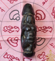 Ancienne amulette Palat Kick érotique en bois noir sculpté – Pièce rituelle ancienne de fertilité et de charme