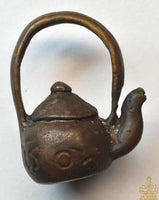 Amulette Phra Kling Ka Nam Cha – Théière de moine Phra Siwali – Luang Phor Moon Tithasilo – Wat Banjan (Sri Saket)