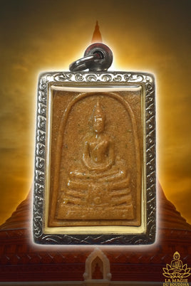 🛕 Amulette du Bouddha Luang Phor Sothorn – Phra Pathom Chedi (Nakhon Pathom)