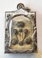 Rare amulette ancienne Phra Pidta Kraduk Phi Phra Ajarn Noo Wat Po Ta Tian (1942) La Magie du Bouddha.