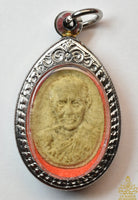 Amulette portrait Roop Lor de Luang Phor Khao Analayo – Série limitée de 1980 (Wat Laksi)