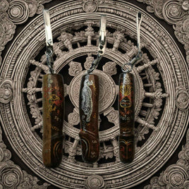 Amulettes Palat Kick en bois sculpté – Oiseaux Salika-Kru & Tigres – Ajarn lignée Wat Bang Phra (Nakhon Pathom)