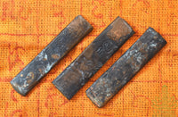 Amulette Takut triple en cuivre avec photo sacrée du Vénérable Ajarn Aod Wat Sai Mai La Magie du Bouddha.