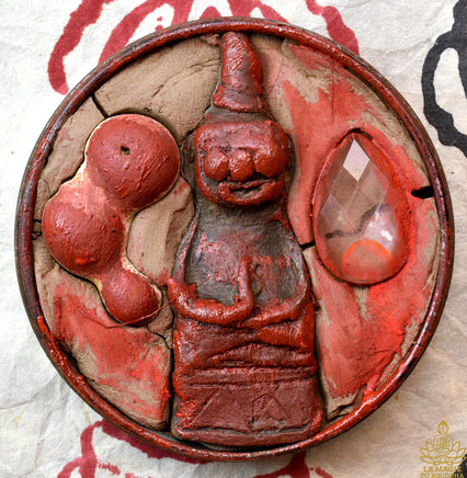 🛕 Phra Ngang ancien dissimulé dans une boîte de baume médicinal (reliquaire occulte) La Magie du Bouddha.