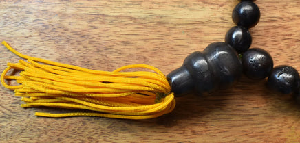 Grand chapelet look phrakham en Kod Lek Lai (hématite rituelle ancienne) – Lignée Wat Tham Faed La Magie du Bouddha.