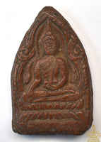 Ancienne tablette votive du Bouddha en terre cuite rouge sombre – Nord de la Thaïlande (Chiang Rai)