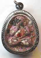 Amulette multicolore Phra Pidta de fortune – LP Koon Parisutho du Wat Ban Rai La Magie du Bouddha.