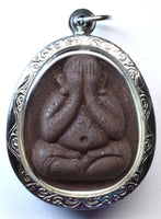 Puissante amulette Phra Pidta – Série limitée du 88ᵉ anniversaire de Luang Phor Koon (2011)