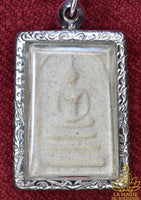 💠 Amulette Phra Somdej avec yant manuscrit au revers – Thaïlande années 1990 La Magie du Bouddha.