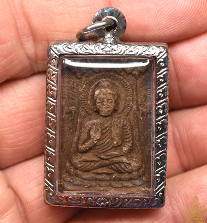 Amulette du Bouddha historique - Phra Ajarn Ying Yong du Wat Thong Sala Ngam La Magie du Bouddha.