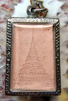 Amulette rose Phra Somdej avec chedi – Temple inconnu