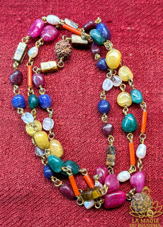 Collier népalais Navagraha pour amulettes en laiton, pierres fines, perles et graines Rudraksha La Magie du Bouddha.