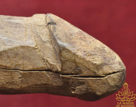 Palat Kick ancien en bois sculpté par un ermite Phra Siwali – Amulette phallique thaïlandaise ancienne La Magie du Bouddha.