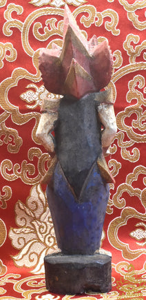 Apsara balinaise en bois peint – Statuette artisanale fin XXe siècle La Magie du Bouddha.
