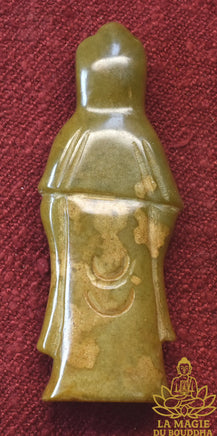 Pendentif Bouddha Chinois Debout en Jade - Vénérable Lersi Tafai La Magie du Bouddha.