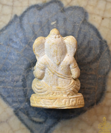 Amulette Phra Pikanet – Luang Phor Kambo – Wat Kut Chompoo (2012) La Magie du Bouddha.