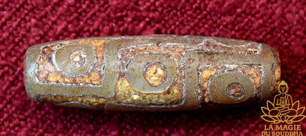 Perle tibétaine sacrée Dzi neuf yeux ancienne patine naturelle La Magie du Bouddha.